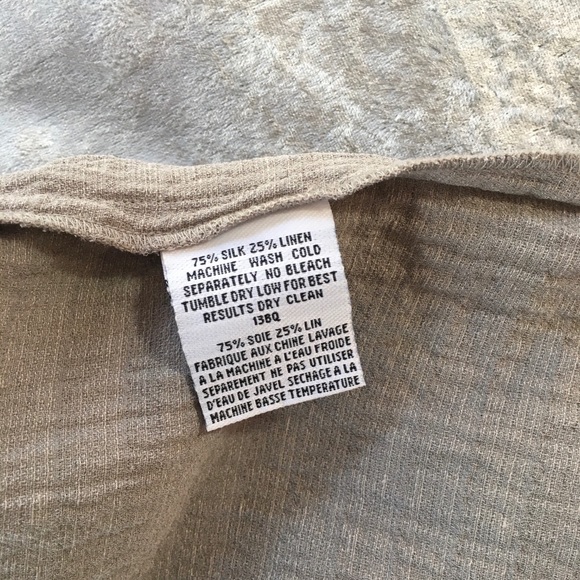 ⭐️ Eileen Fisher linen & silk vest - Picture 3 of 5